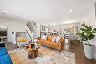 2853 Allen Ave, Union Township, NJ 07083 - Photo 5