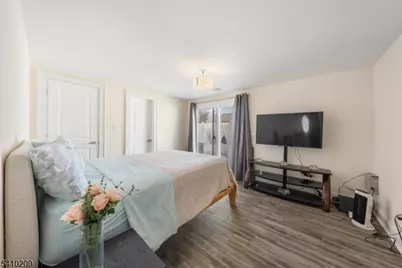 2853 Allen Ave, Union Township, NJ 07083 - Photo 13