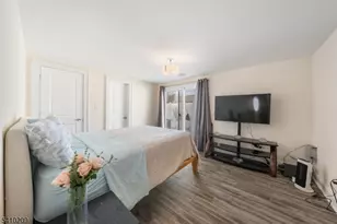 2853 Allen Ave, Union Township, NJ 07083 - Photo 13