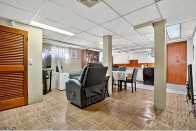 1010 Falls Ter, Union Township, NJ 07083 - Photo 15