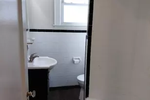 223 Ampere Pkwy, Bloomfield, NJ 07003 - Photo 19