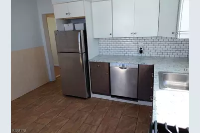 223 Ampere Pkwy, Bloomfield, NJ 07003 - Photo 33