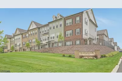 32 Gala Ct, Livingston Twp., NJ 07039 - Photo 17