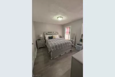 219 Stebbins Pl, Plainfield, NJ 07063 - Photo 5