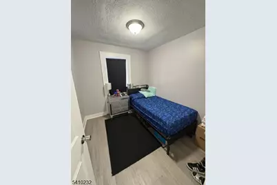 219 Stebbins Pl, Plainfield, NJ 07063 - Photo 7