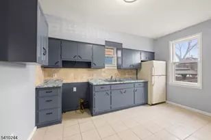 16 Loretta St, Clifton, NJ 07011 - Photo 7