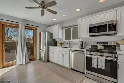 85 Sycamore Ct Ondo, Bernards Township, NJ 07920 - Photo 3