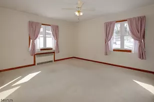 21 Spring St, Ogdensburg, NJ 07439 - Photo 5