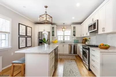 381 Essex Ave, Bloomfield, NJ 07003 - Photo 25