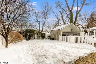 381 Essex Ave, Bloomfield, NJ 07003 - Photo 45