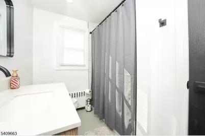 332 Macarthur Ave, Garfield, NJ 07026 - Photo 11
