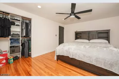 332 Macarthur Ave, Garfield, NJ 07026 - Photo 13