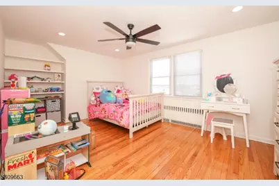 332 Macarthur Ave, Garfield, NJ 07026 - Photo 15