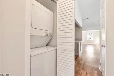 62 Smithfield Ct, Bernards Township, NJ 07920 - Photo 31