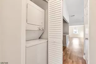 62 Smithfield Ct, Bernards Township, NJ 07920 - Photo 31