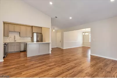 62 Smithfield Ct, Bernards Township, NJ 07920 - Photo 15