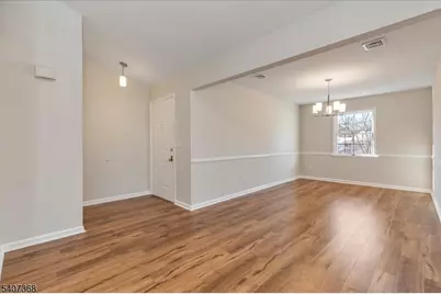 62 Smithfield Ct, Bernards Township, NJ 07920 - Photo 9