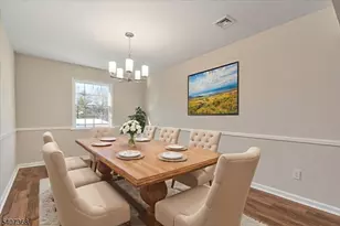 62 Smithfield Ct, Bernards Township, NJ 07920 - Photo 5