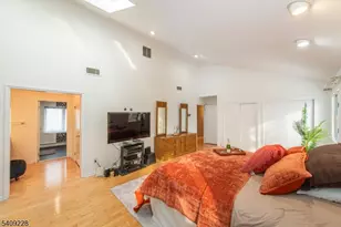 36 Yellow Brick Rd, Wayne Twp., NJ 07470 - Photo 19