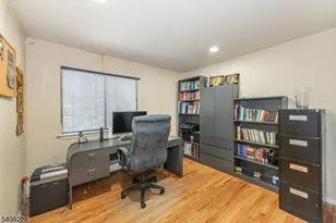 36 Yellow Brick Rd, Wayne Twp., NJ 07470 - Photo 31