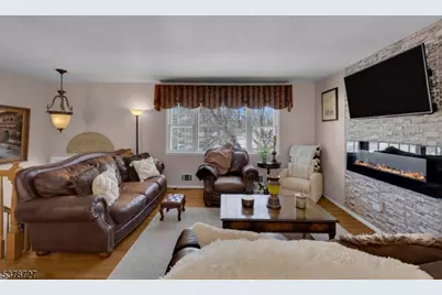 44 Deer Path Dr, Mount Olive, NJ 07836 - Photo 7