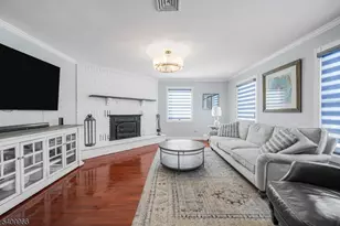 10 Stuart Ct, Montville Township, NJ 07058 - Photo 9