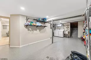 847 Dennis Pl, Linden, NJ 07036 - Photo 15