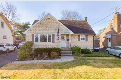 45 Lexington Blvd, Clark Township, NJ 07066 - Photo 17