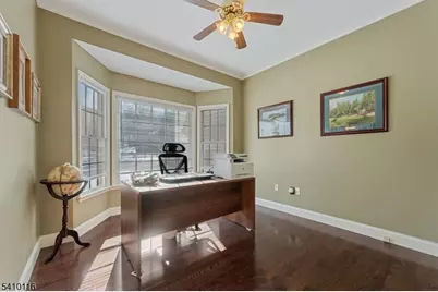 1 Yard Ct, Raritan Township, NJ 08822 - Photo 7