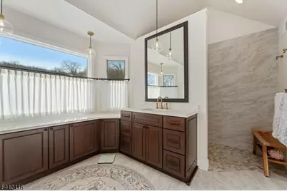 1 Yard Ct, Raritan Township, NJ 08822 - Photo 33