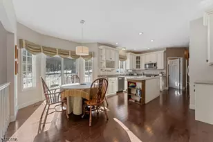 1 Yard Ct, Raritan Township, NJ 08822 - Photo 15