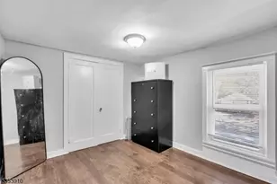 40 Main St, Glen Gardner, NJ 08826 - Photo 9