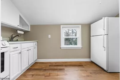 182 Woodland Ave, Verona, NJ 07044 - Photo 9