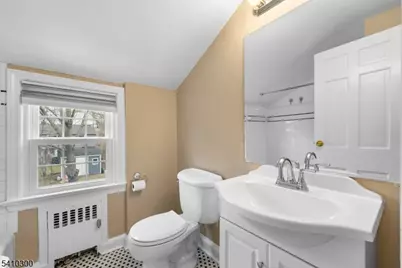 182 Woodland Ave, Verona, NJ 07044 - Photo 19