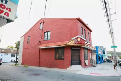 237 Haledon Ave, Haledon, NJ 07508 - Photo 3