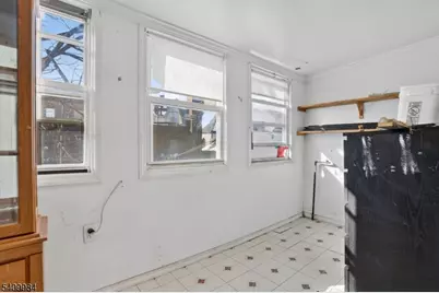 1110 Hampton Pl, Elizabeth, NJ 07201 - Photo 21