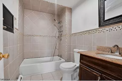 1110 Hampton Pl, Elizabeth, NJ 07201 - Photo 19