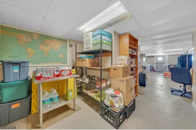 648 Milton Ave, Lyndhurst Township, NJ 07071 - Photo 23