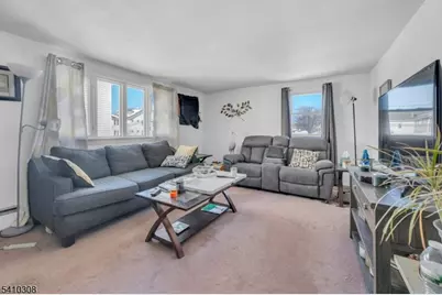 648 Milton Ave, Lyndhurst Township, NJ 07071 - Photo 13