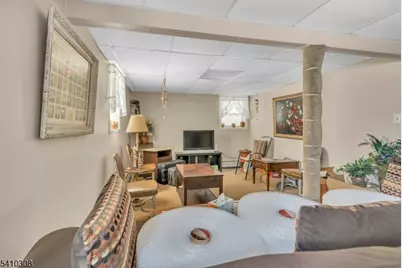 648 Milton Ave, Lyndhurst Township, NJ 07071 - Photo 25