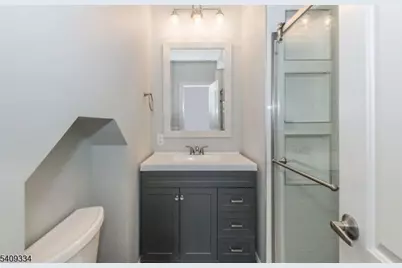 44 Elm St #Pent, Westfield, NJ 07090 - Photo 17