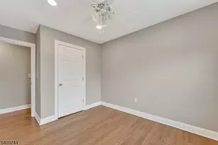 602 Westminster Ct, Hillsborough Township, NJ 08844 - Photo 23