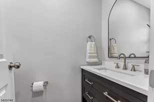 602 Westminster Ct, Hillsborough Township, NJ 08844 - Photo 7