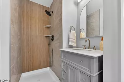 602 Westminster Ct, Hillsborough Township, NJ 08844 - Photo 17