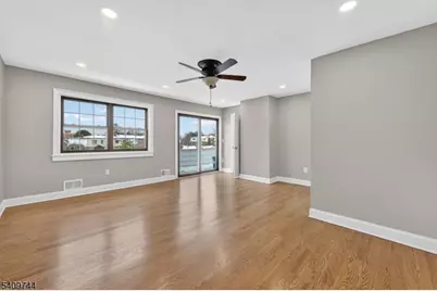 602 Westminster Ct, Hillsborough Township, NJ 08844 - Photo 13