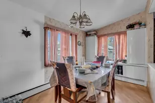 693 Hemlock St, Rahway, NJ 07065 - Photo 13