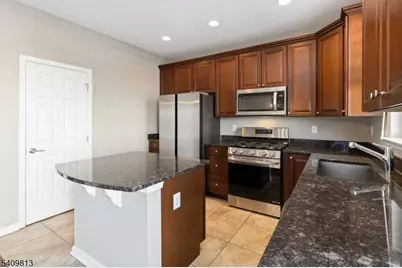 7 Maple Ave, Morristown, NJ 07960 - Photo 15