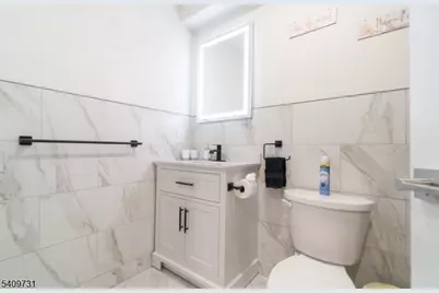 319 Renner Ave, Newark, NJ 07112 - Photo 21