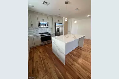 319 Renner Ave, Newark, NJ 07112 - Photo 7