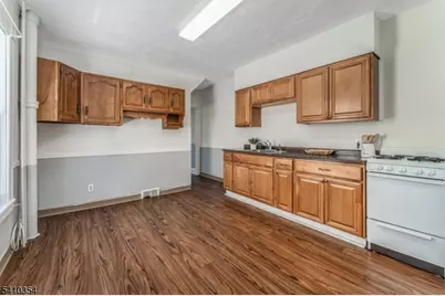 316 Warren St, Phillipsburg, NJ 08865 - Photo 11